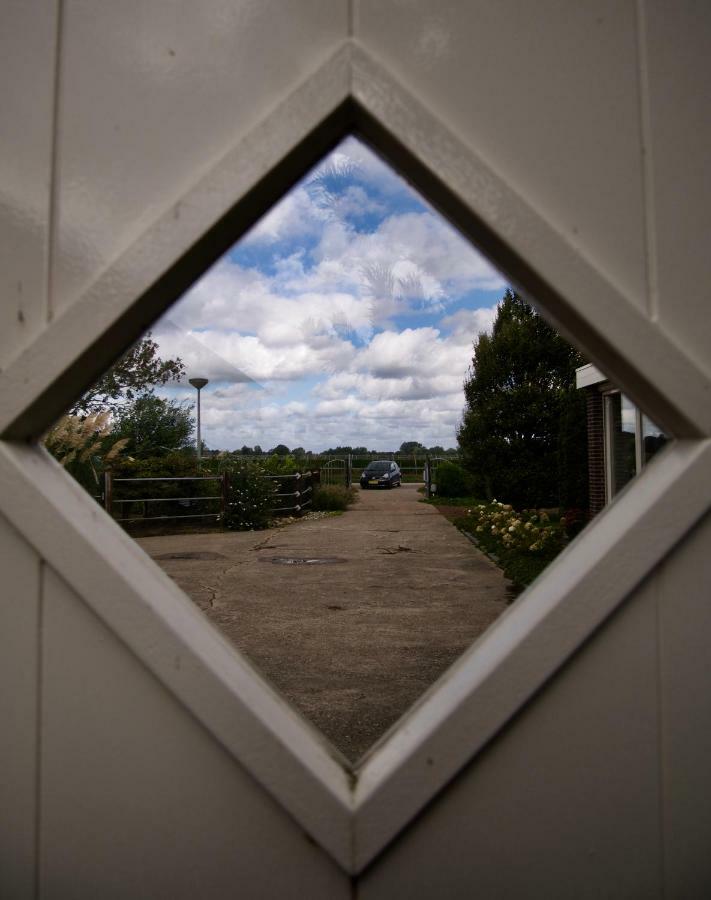 B&B “Te Warskip Bij Blokvis” Medemblik Kültér fotó